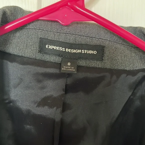 Express Jacket - Picture 2 of 3